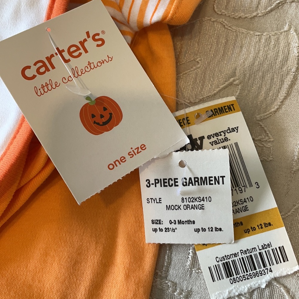 Carter’s My First Halloween 0-3 months 3 Piece Set NWT and My First Easter Bib - Picture 6 of 13